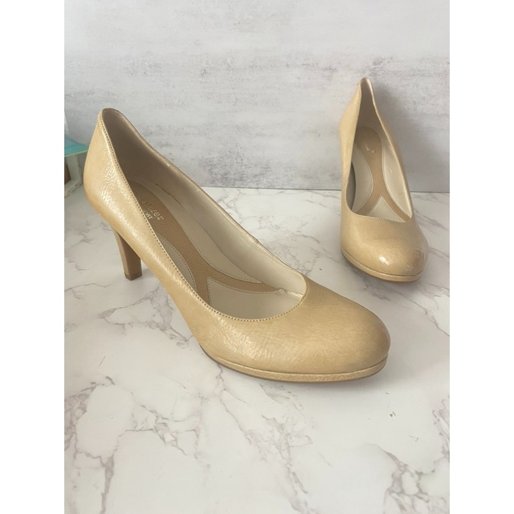 Naturalizer‎ Lennox Pumps Heels Sz 10 Narrow Shiny Taupe Round Toe Classic Work